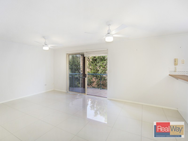 4/11 Saltair Street, Kings Beach QLD 4551