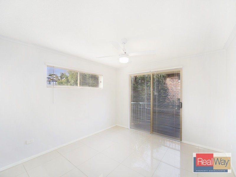4/11 Saltair Street, Kings Beach QLD 4551
