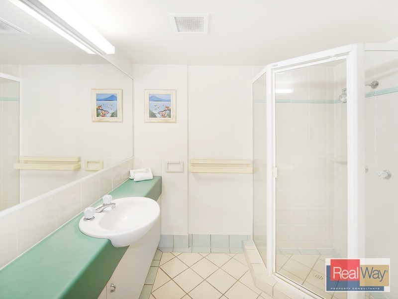 13/68 Esplanade, Golden Beach QLD 4551