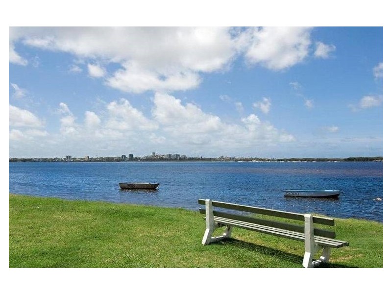 65 Esplanade, Golden Beach QLD 4551