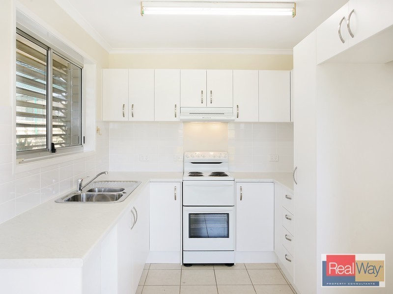 32 Coonowrin Street, Battery Hill QLD 4551