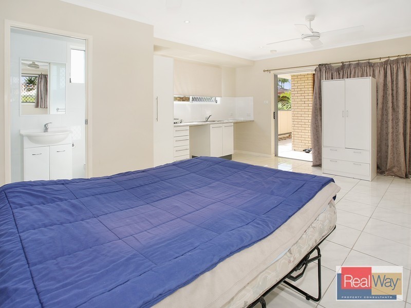 32 Coonowrin Street, Battery Hill QLD 4551