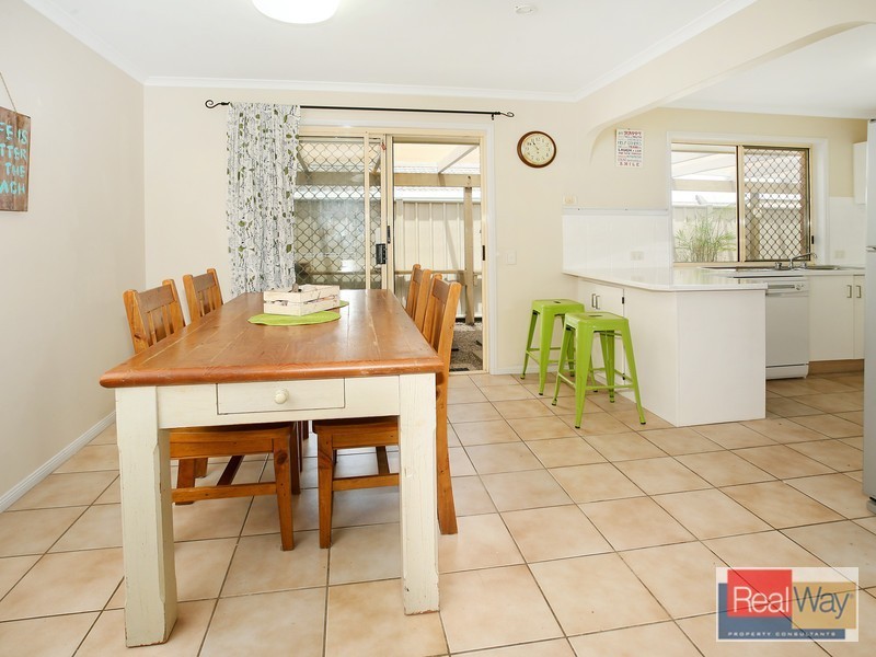 15 Snowdrop Avenue, Currimundi QLD 4551