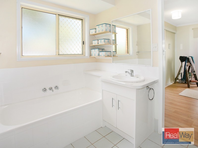 15 Snowdrop Avenue, Currimundi QLD 4551