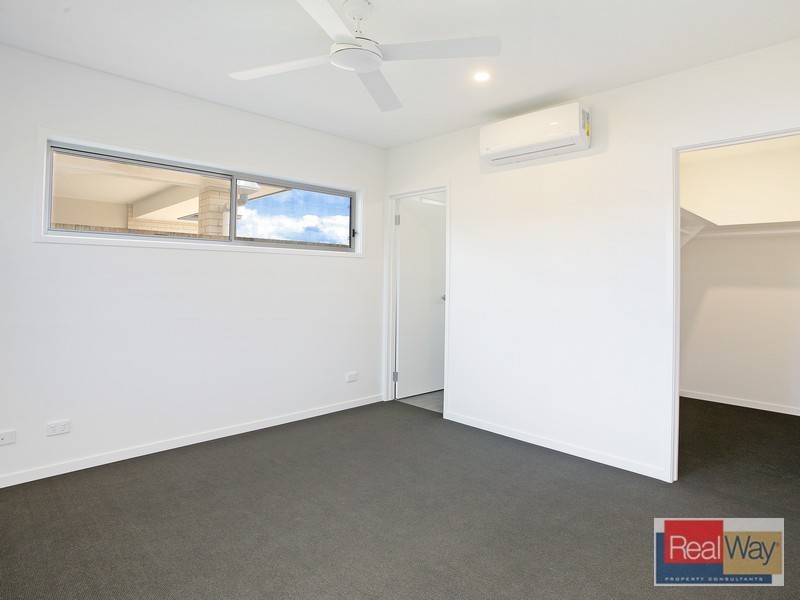 2/8 Ivory Street, Caloundra West QLD 4551