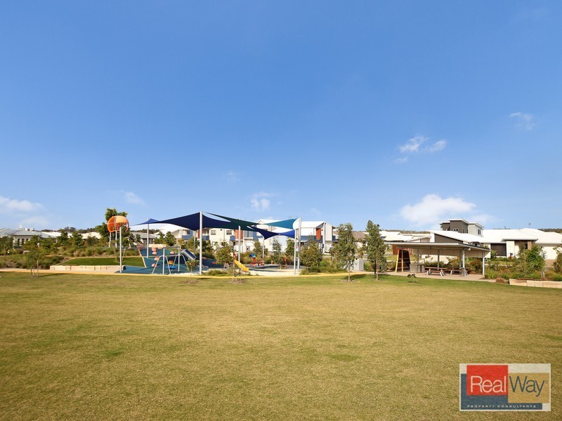 2/8 Ivory Street, Caloundra West QLD 4551