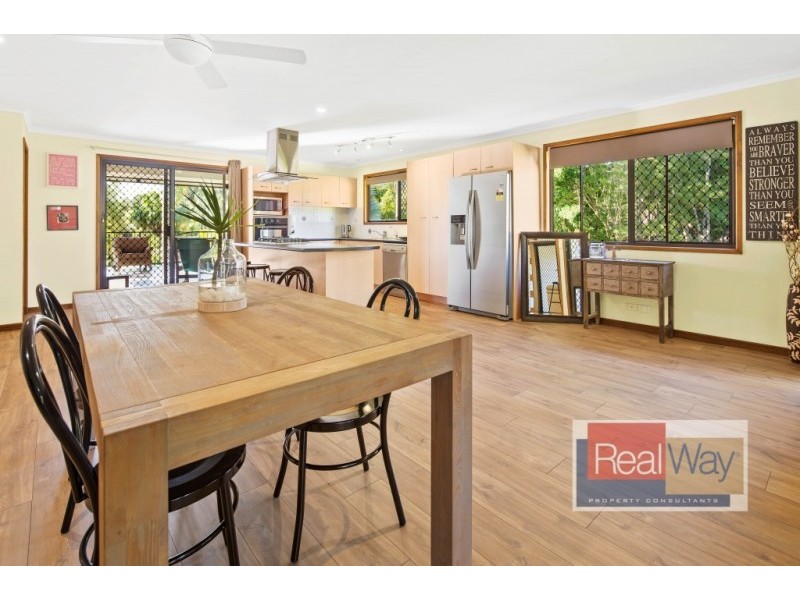 9 Ironbark Road, Little Mountain QLD 4551