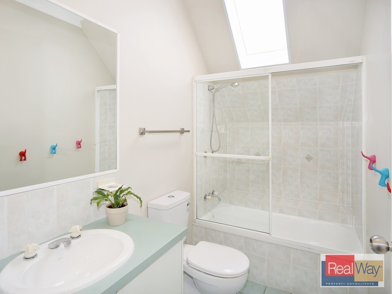 14 Greenwood Place, Little Mountain QLD 4551