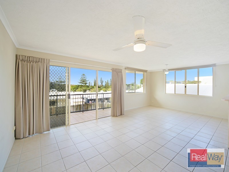 1/9 Rooke Street, Dicky Beach QLD 4551