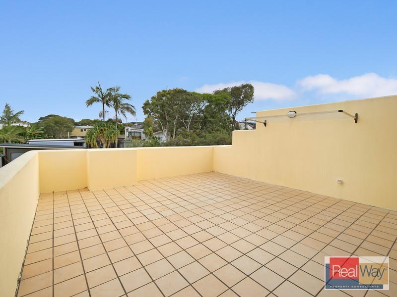 1/9 Rooke Street, Dicky Beach QLD 4551