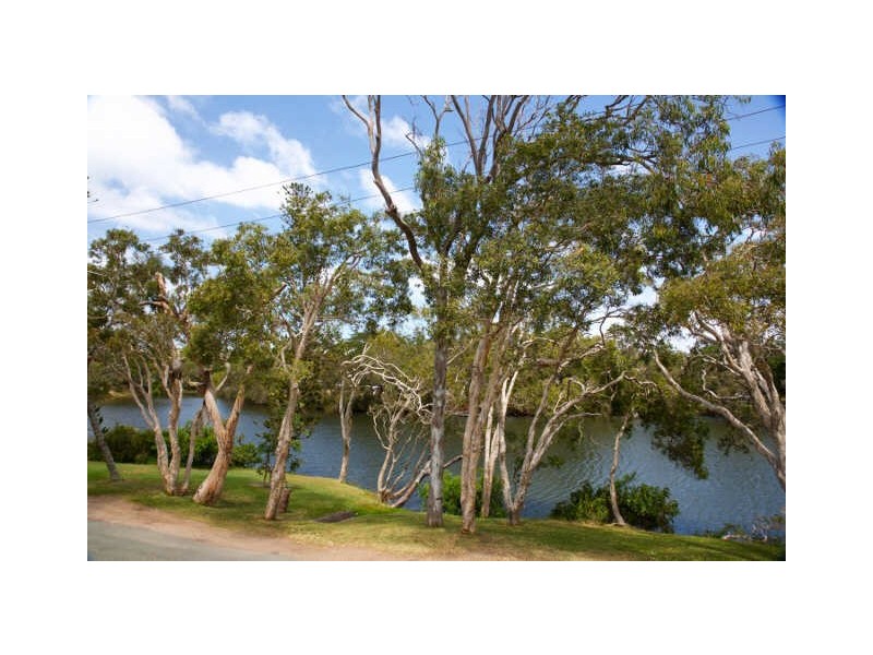 7 Crees Parade, Dicky Beach QLD 4551