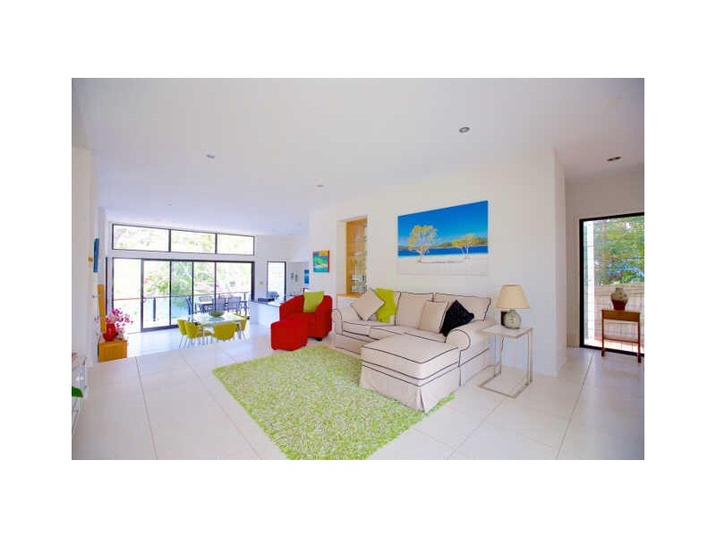 7 Crees Parade, Dicky Beach QLD 4551
