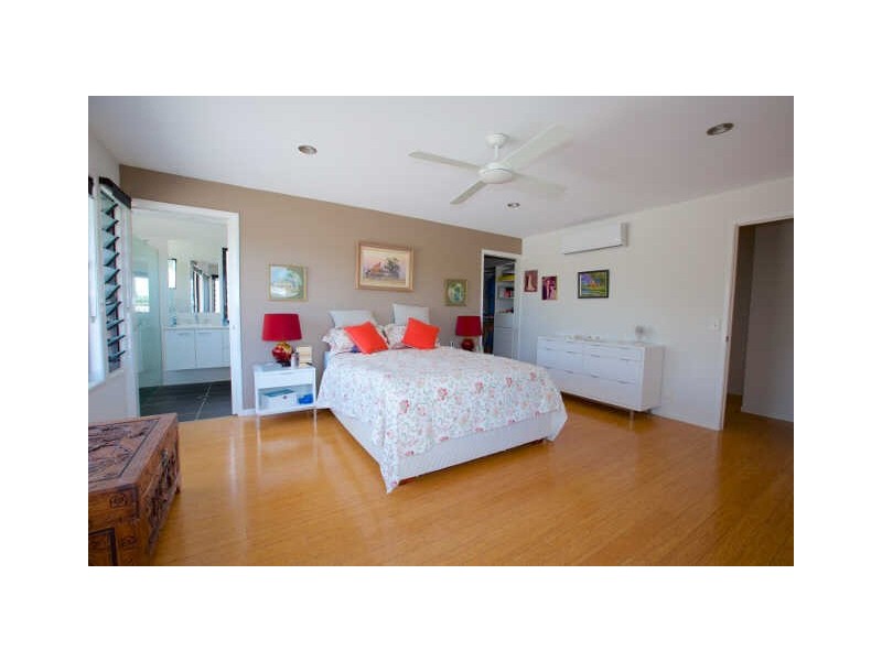 7 Crees Parade, Dicky Beach QLD 4551