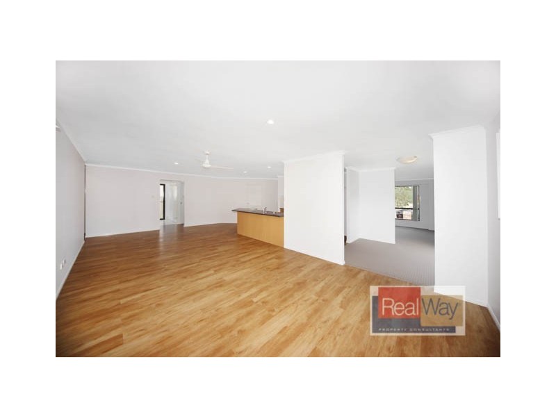 7 Springs Drive, Little Mountain QLD 4551