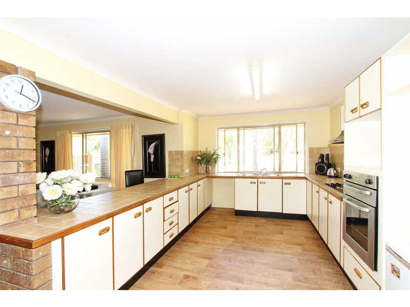 19 Koala Court, Little Mountain QLD 4551