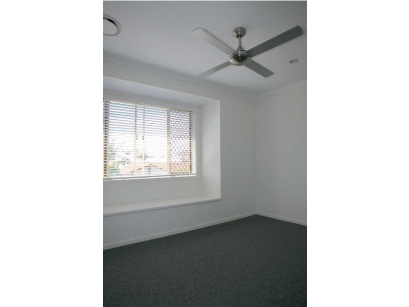 2 Tandara Street, Warana QLD 4575