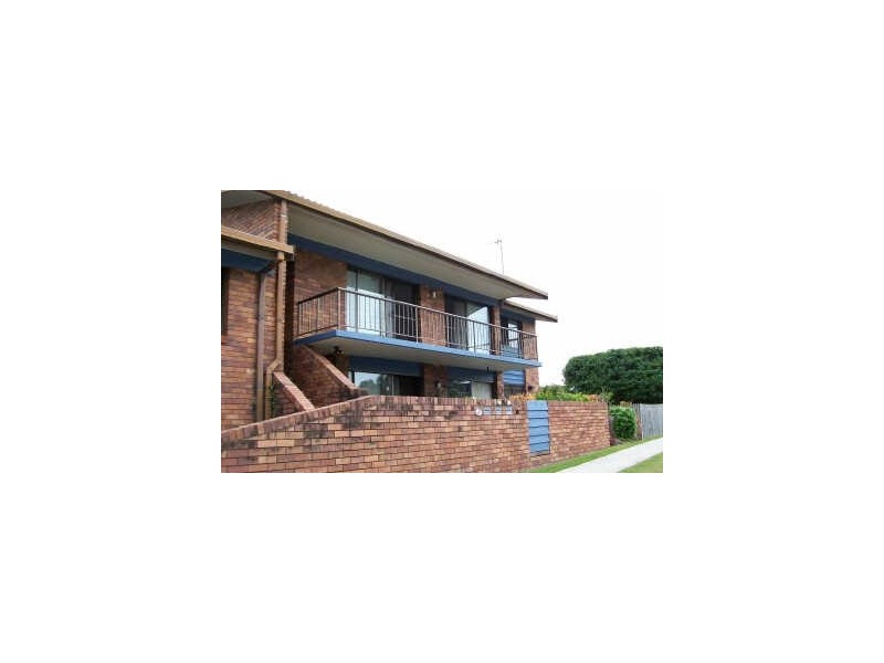 2/8 Suller Street, Caloundra QLD 4551