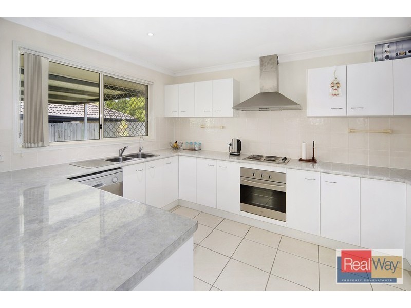 5 Kingsley Court, Little Mountain QLD 4551