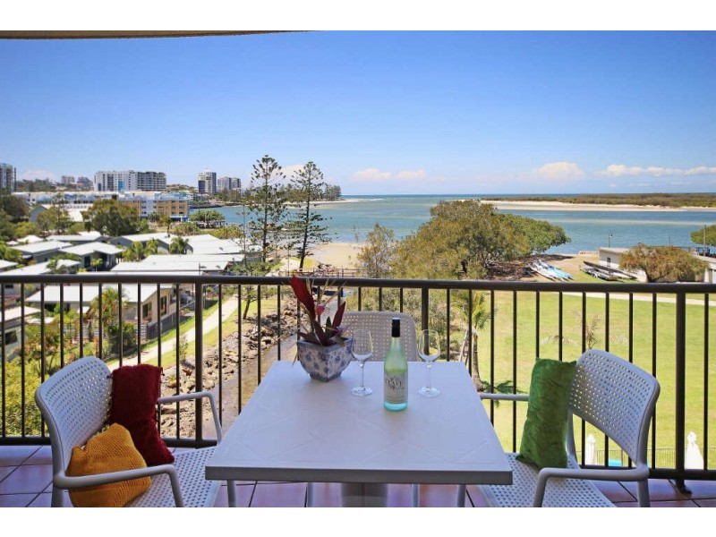 21/3 Landsborough Parade, Golden Beach QLD 4551