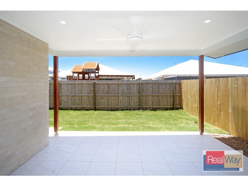 9 Chestnut Crescent, Caloundra West QLD 4551