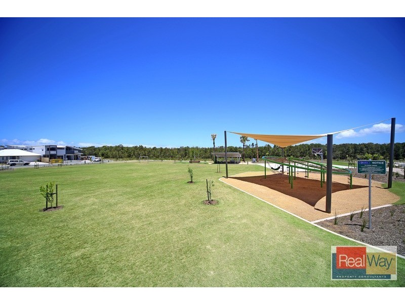 9 Chestnut Crescent, Caloundra West QLD 4551