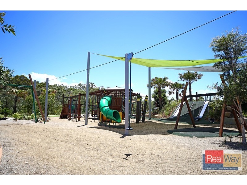 31 Apple Crescent, Caloundra West QLD 4551