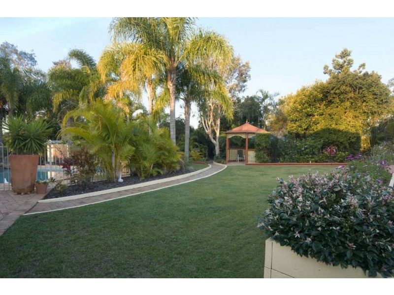 5 Homestead Drive, Little Mountain QLD 4551