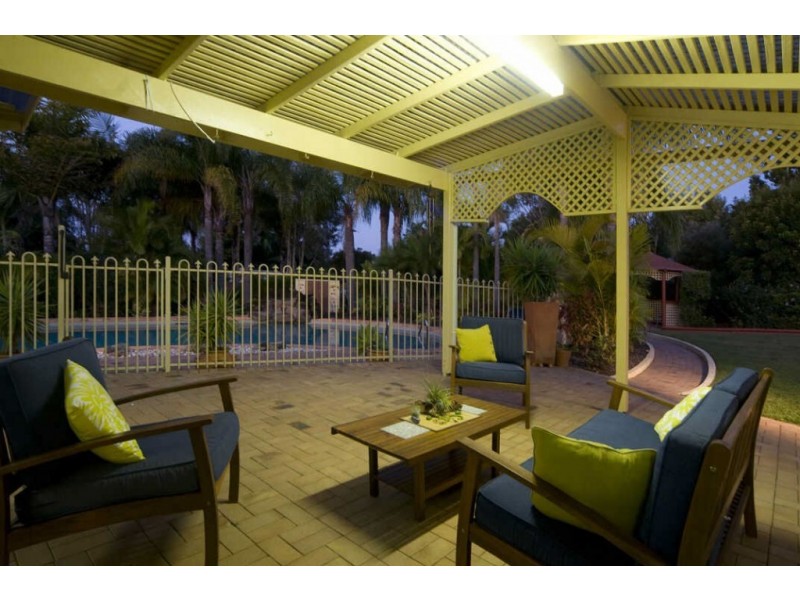 5 Homestead Drive, Little Mountain QLD 4551