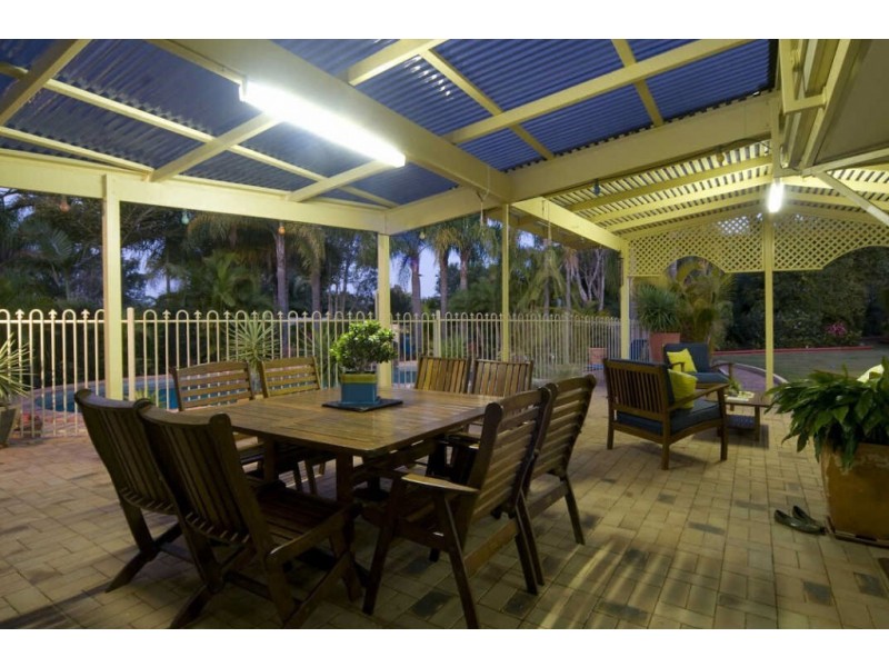 5 Homestead Drive, Little Mountain QLD 4551