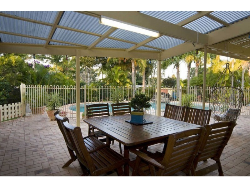 5 Homestead Drive, Little Mountain QLD 4551