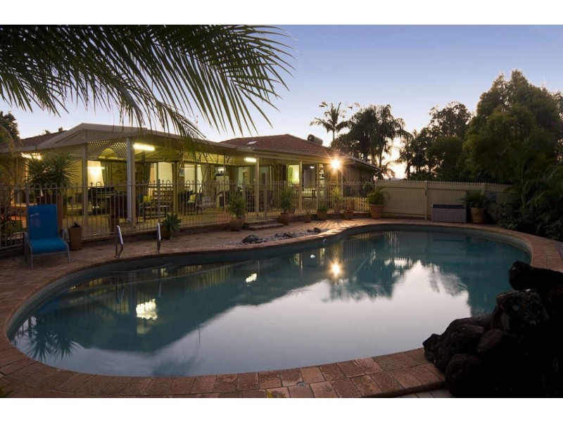 5 Homestead Drive, Little Mountain QLD 4551