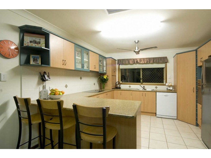 5 Homestead Drive, Little Mountain QLD 4551