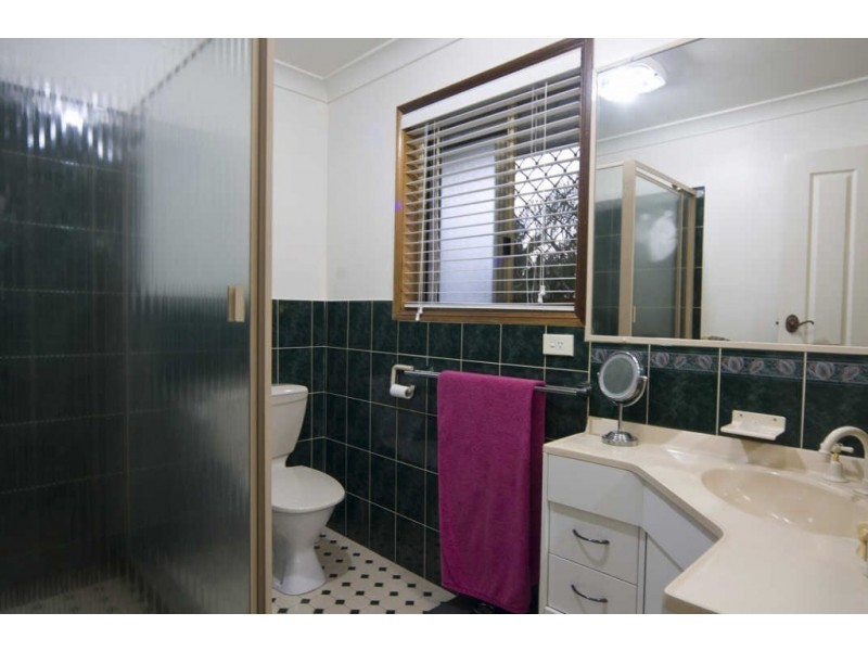 5 Homestead Drive, Little Mountain QLD 4551