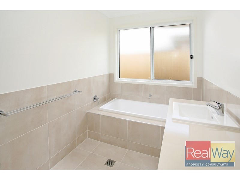 18 Turquoise Place, Caloundra West QLD 4551