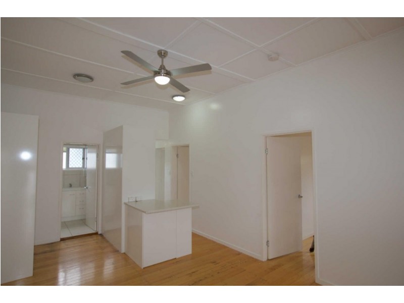 2/55 Arthur Street, Caloundra QLD 4551