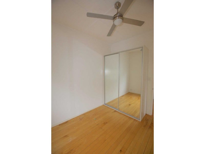 2/55 Arthur Street, Caloundra QLD 4551