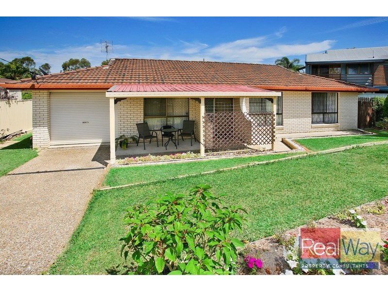 50 Enfield Crescent, Battery Hill QLD 4551