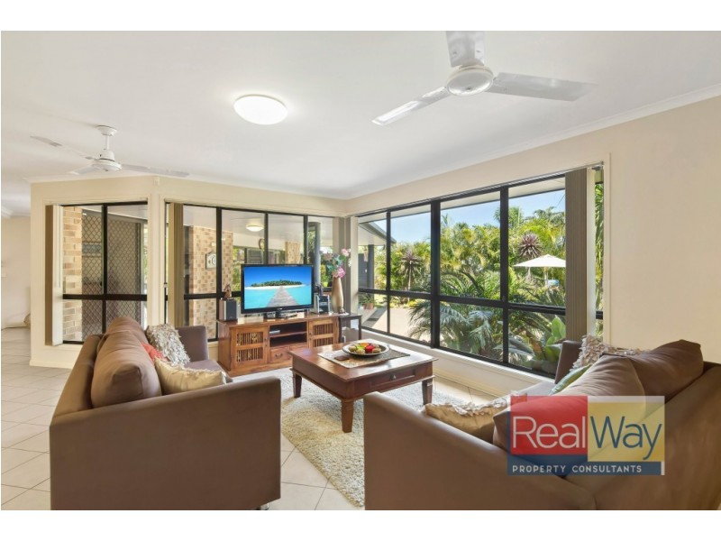 11 Homestead Drive, Little Mountain QLD 4551