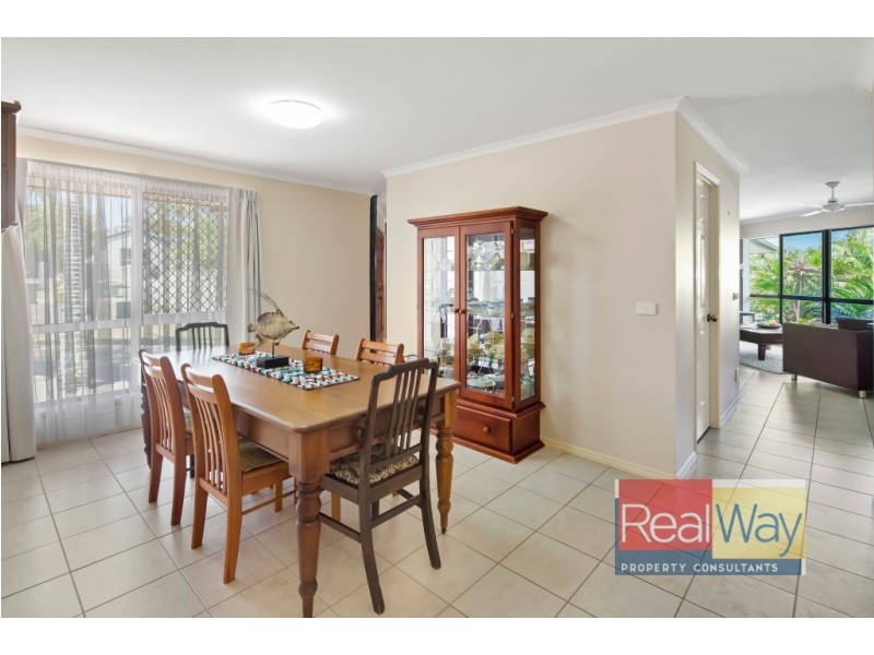 11 Homestead Drive, Little Mountain QLD 4551