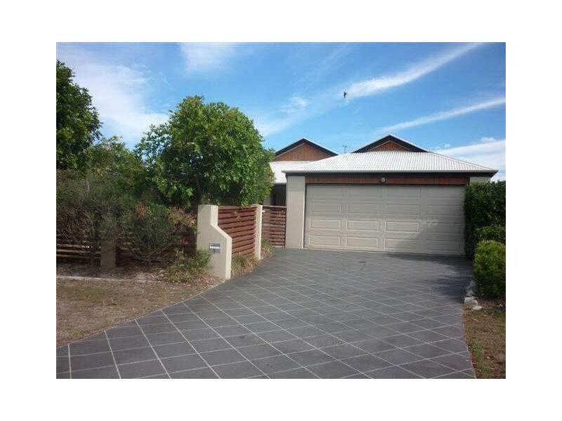 6 Wisteria Place, Currimundi QLD 4551