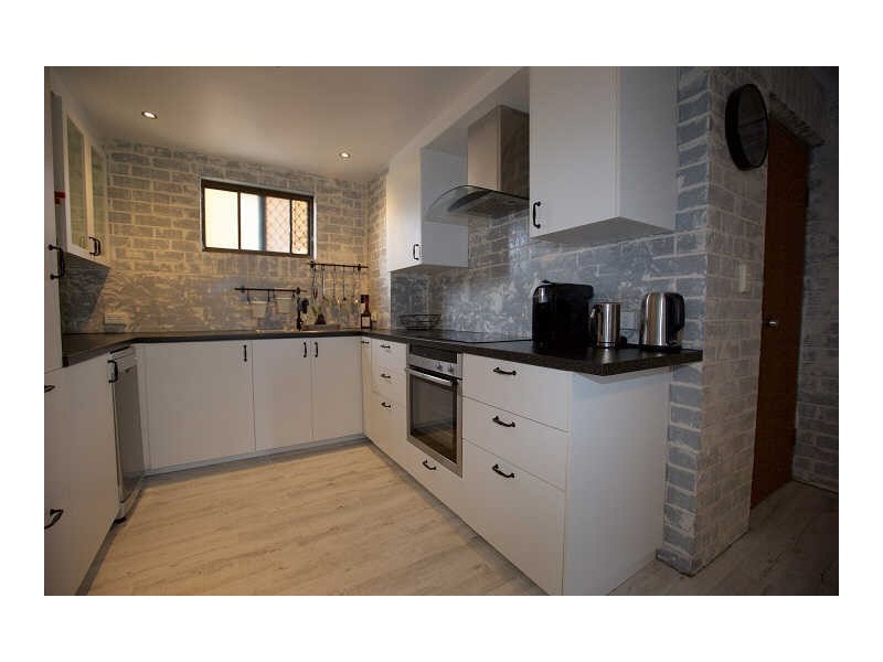 8/8 Coonowrin Street, Currimundi QLD 4551