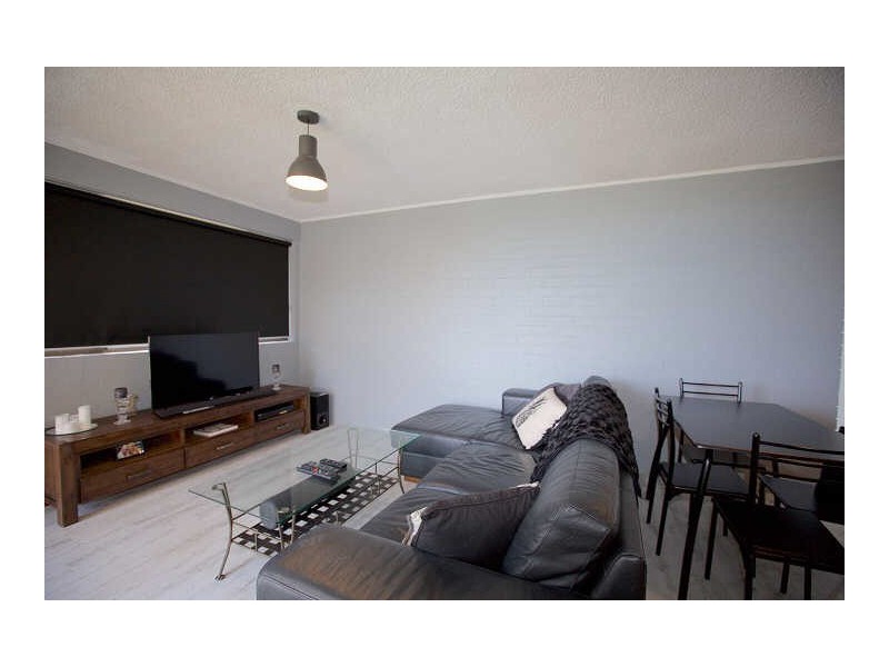 8/8 Coonowrin Street, Currimundi QLD 4551