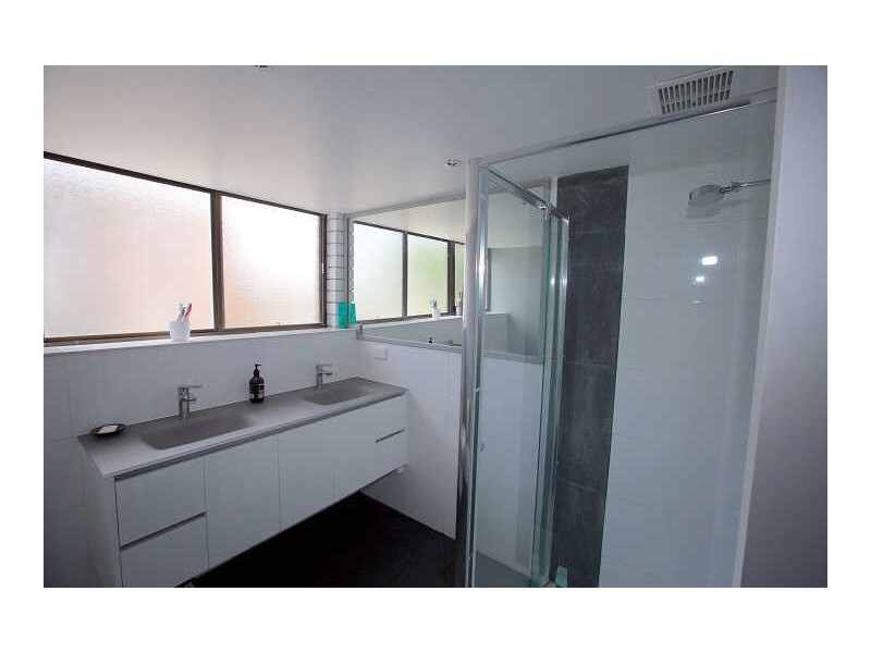 8/8 Coonowrin Street, Currimundi QLD 4551