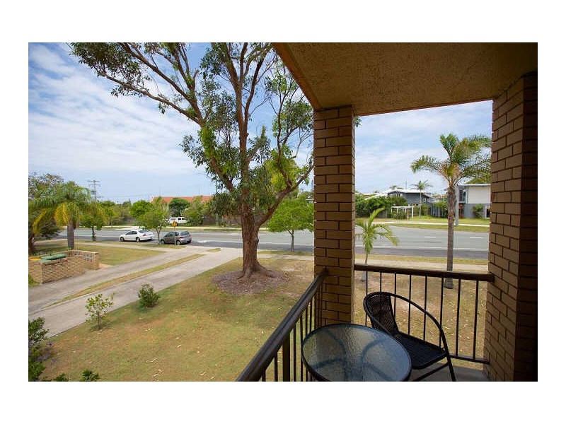 8/8 Coonowrin Street, Currimundi QLD 4551