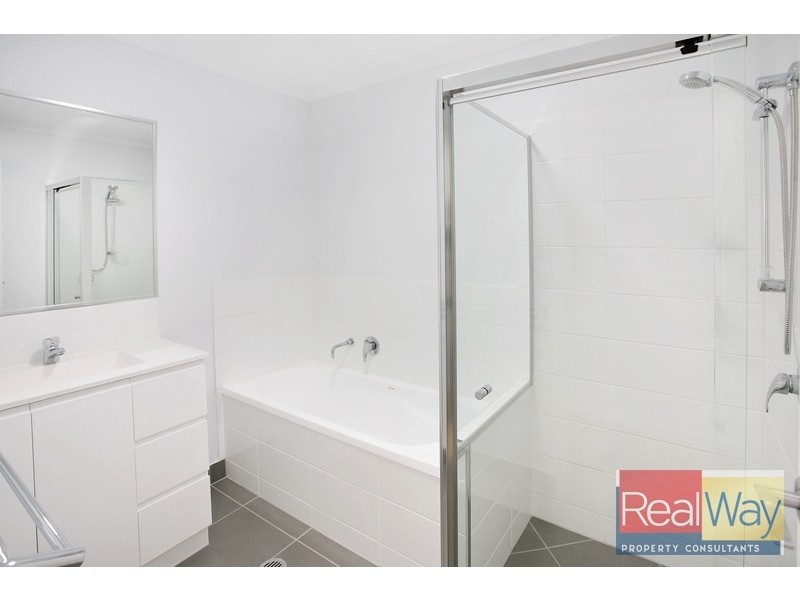 1/52 Amber Drive, Caloundra West QLD 4551