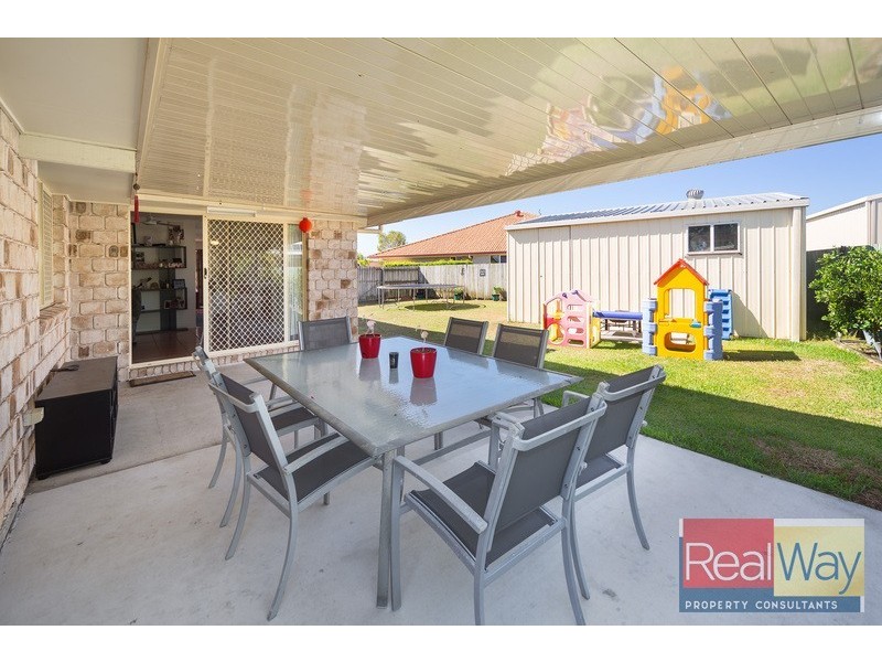 14 Bush Nut Court, Little Mountain QLD 4551