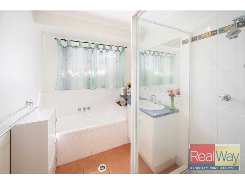 14 Bush Nut Court, Little Mountain QLD 4551