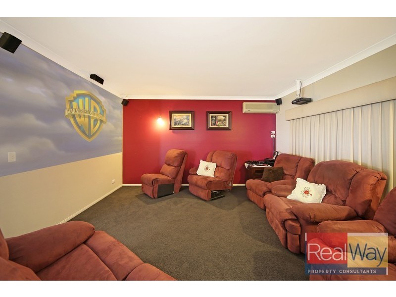 3 Tulloch Close, Little Mountain QLD 4551