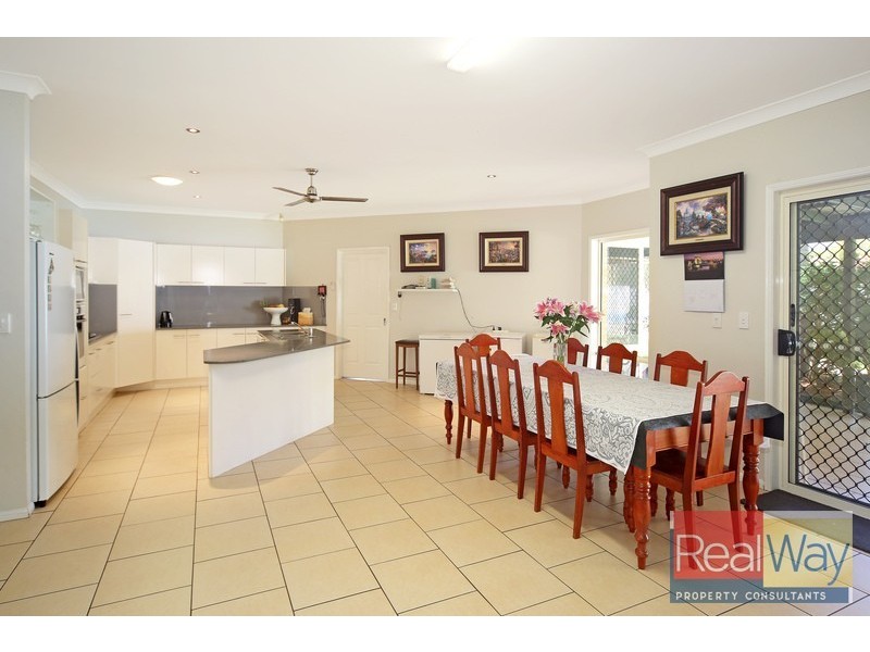 3 Tulloch Close, Little Mountain QLD 4551