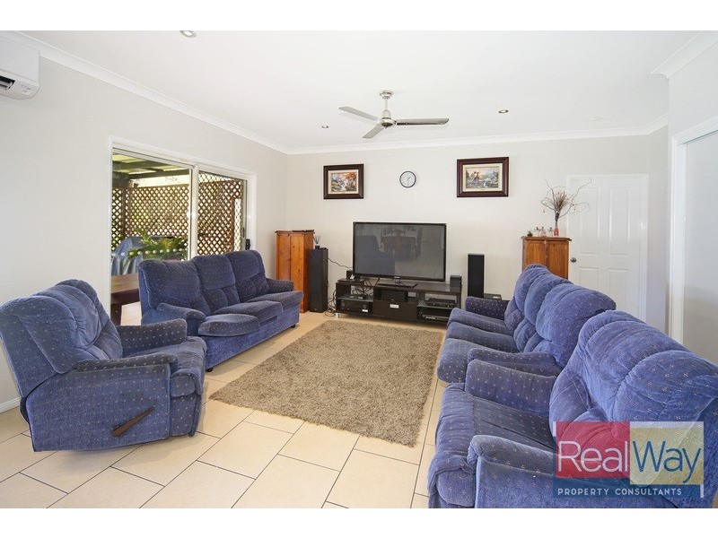 3 Tulloch Close, Little Mountain QLD 4551